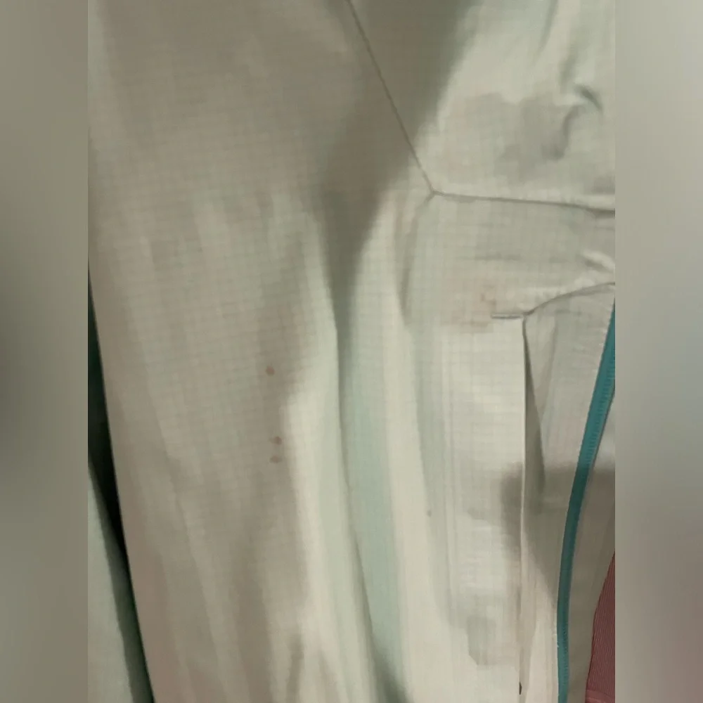 Outdoor Reception Women’s Carbide Jacket in Mint Blast/Treeline - Picture 10 of 10